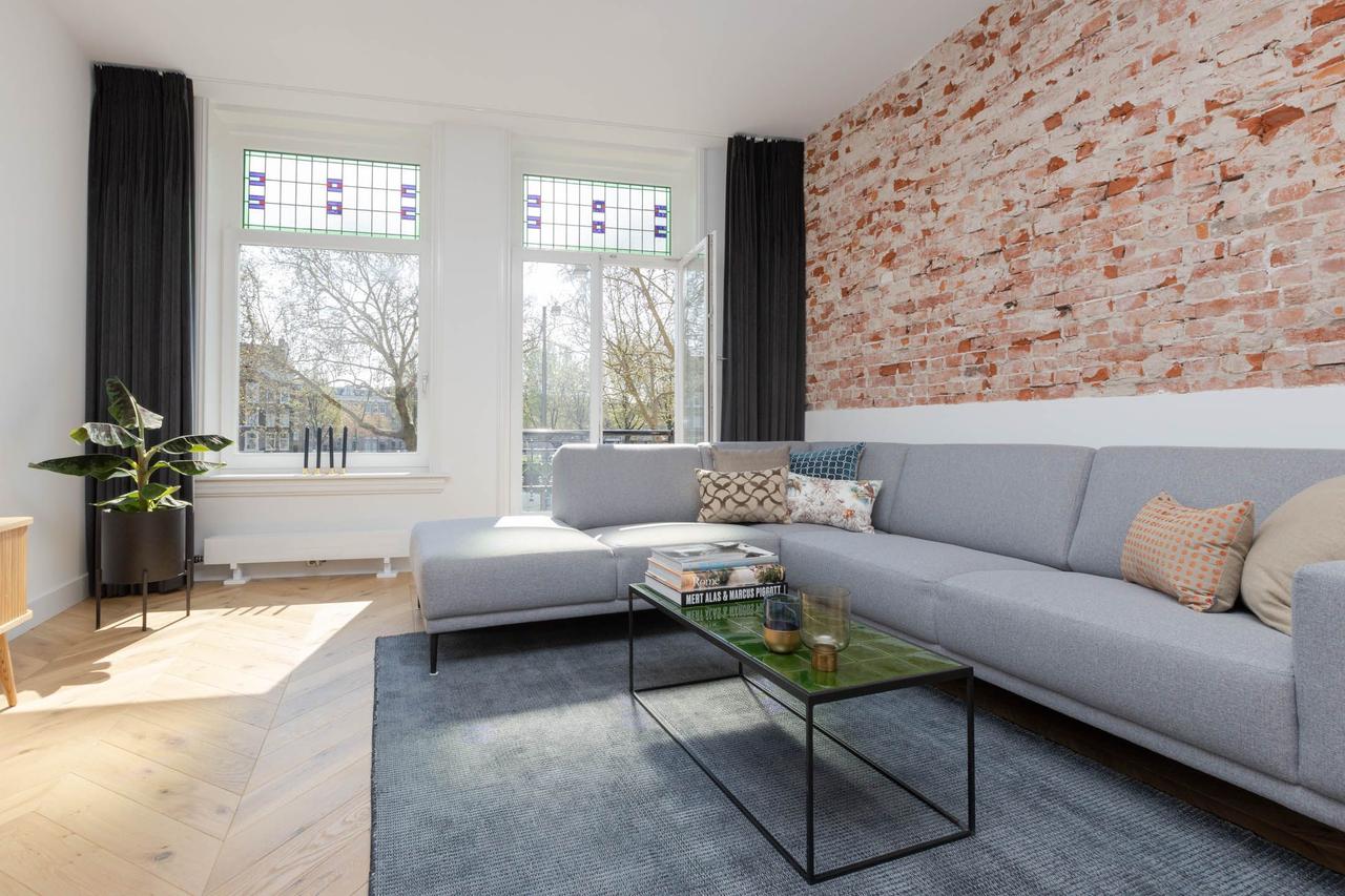 1-bedroom apartment on Nassaukade - Image 1
