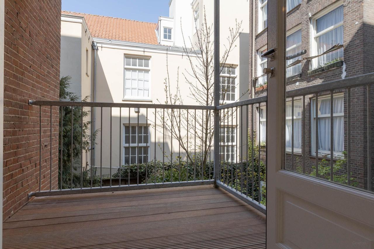1-bedroom apartment on Nassaukade - Image 15