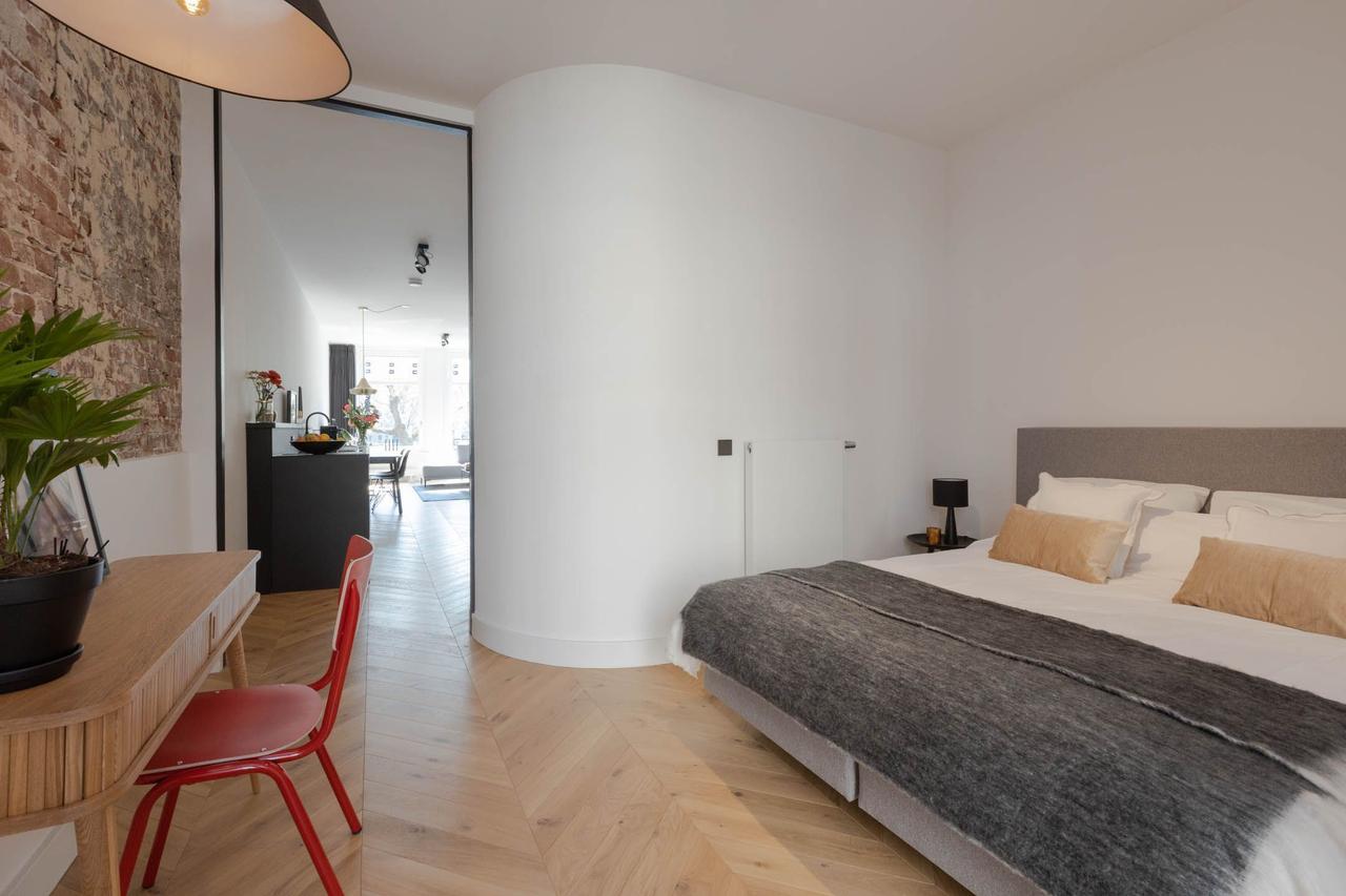 1-bedroom apartment on Nassaukade - Image 11