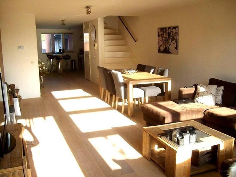 120 m2 maisonette with sunny balcony - Image 8