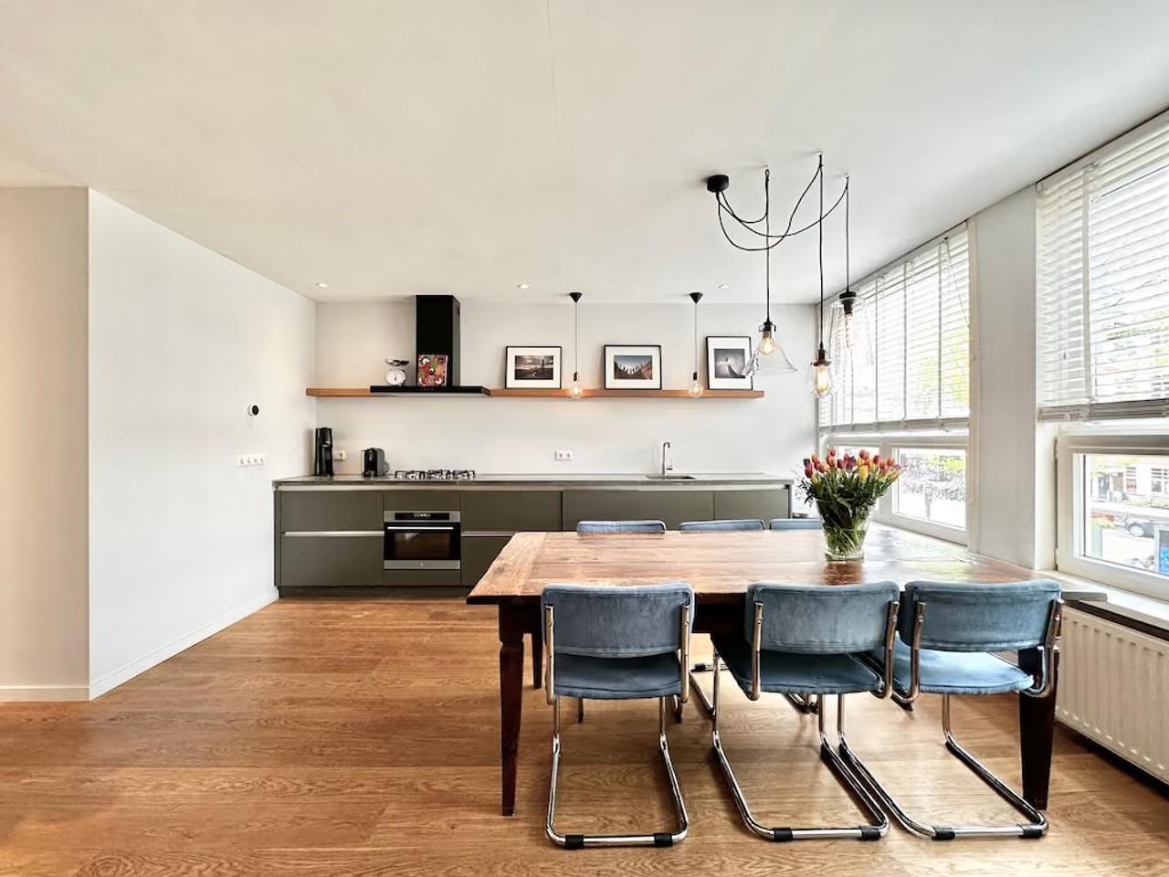 Licht 3-kamer appartement met balkon - Afbeelding 2