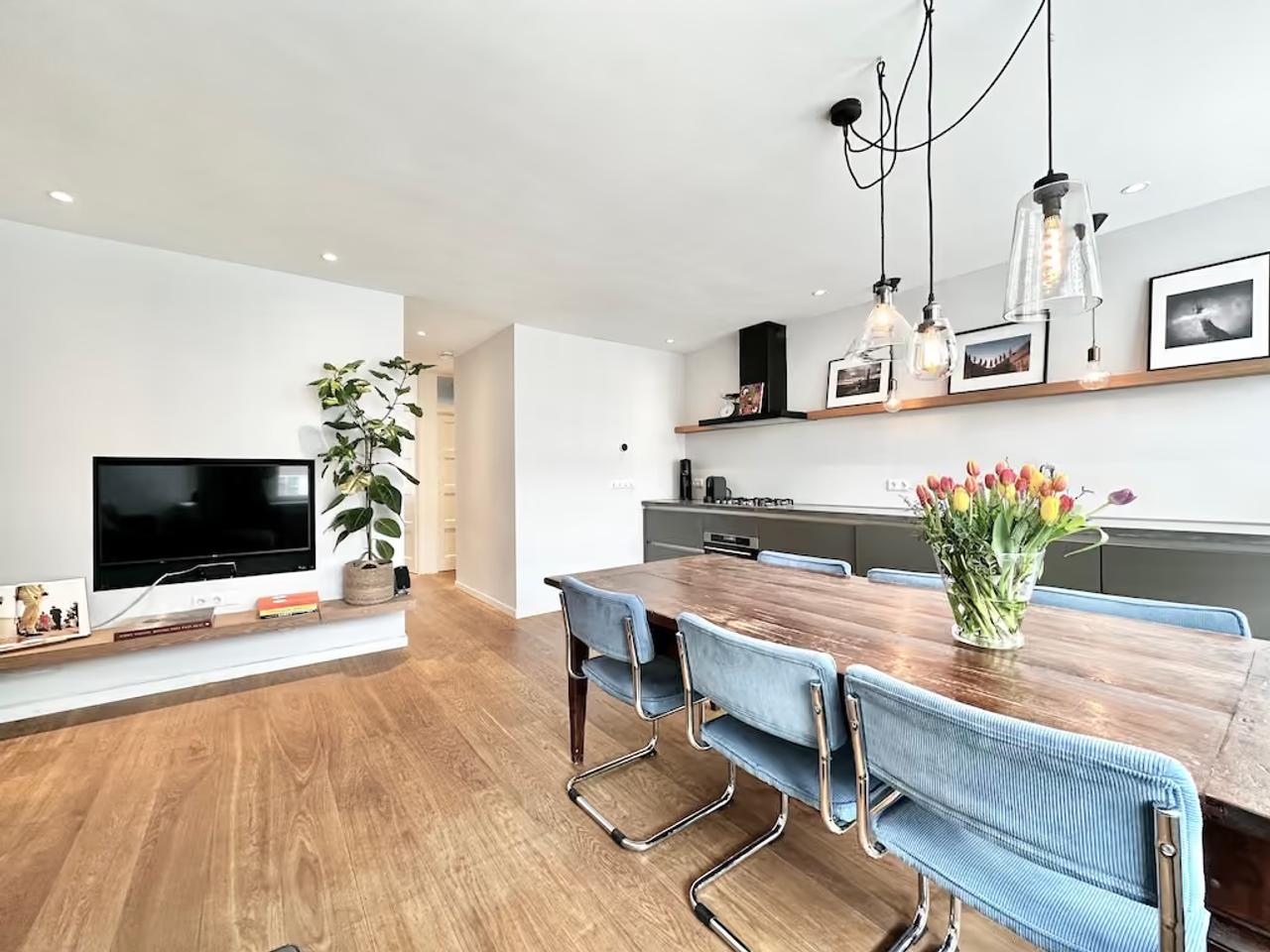 Licht 3-kamer appartement met balkon - Afbeelding 3