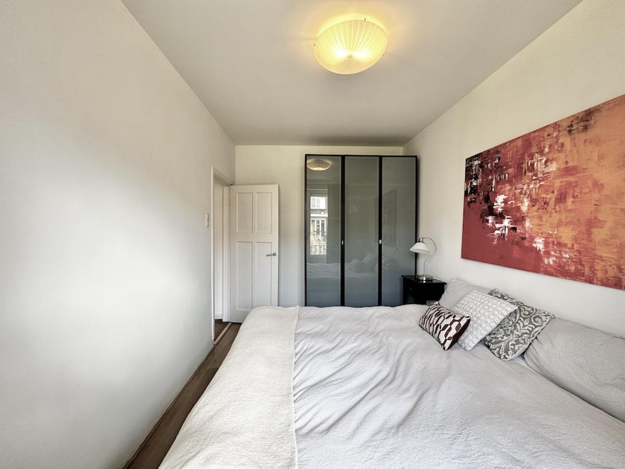 2-bedroom with roof terrace in West - Image 12