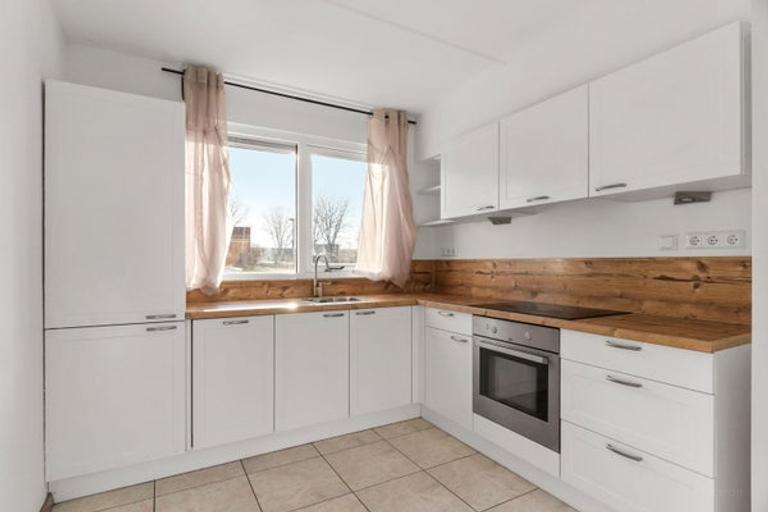 Family home with garage in Filmwijk - Image 5