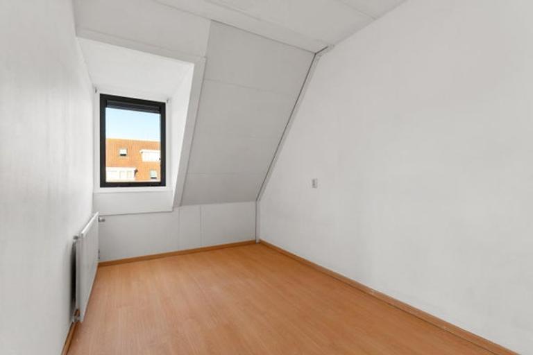 Family home with garage in Filmwijk - Image 10