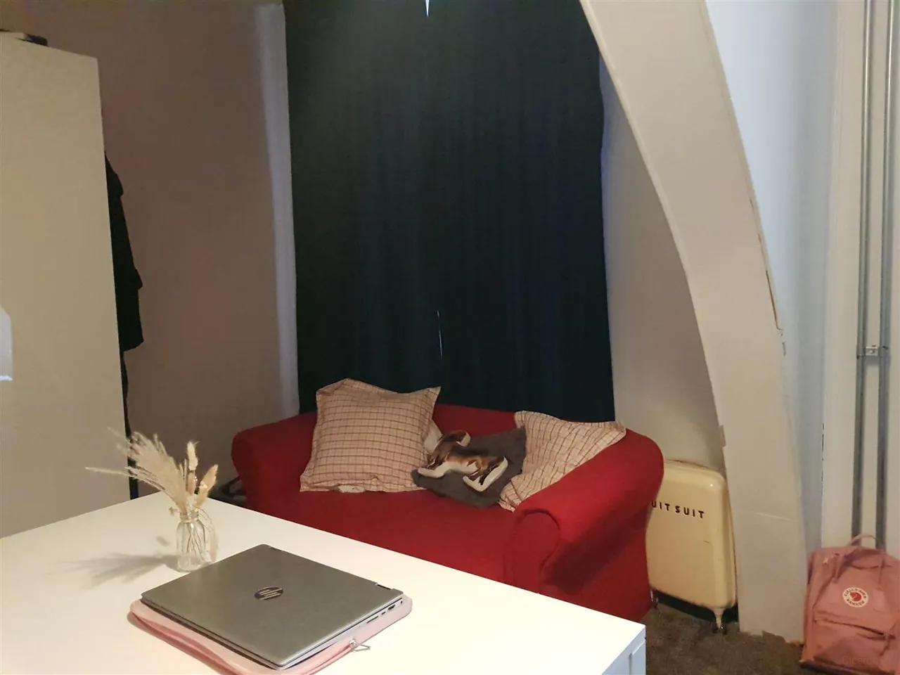 Room with Roof Terrace on the Markt - Image 1