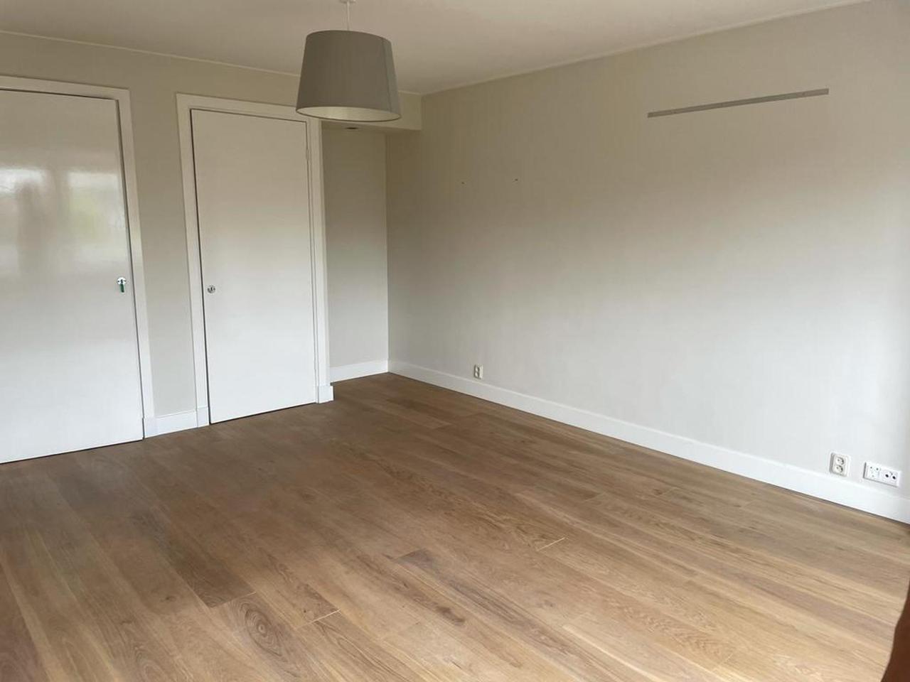 1930s House with 5 Bedrooms - Image 19