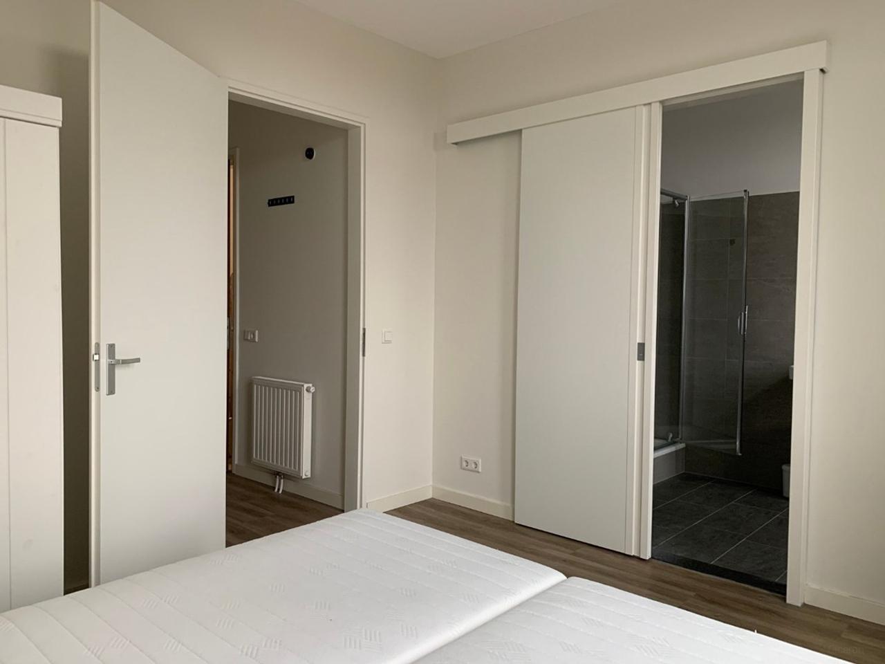 Appartement met garage vlak bij centrum - Afbeelding 12