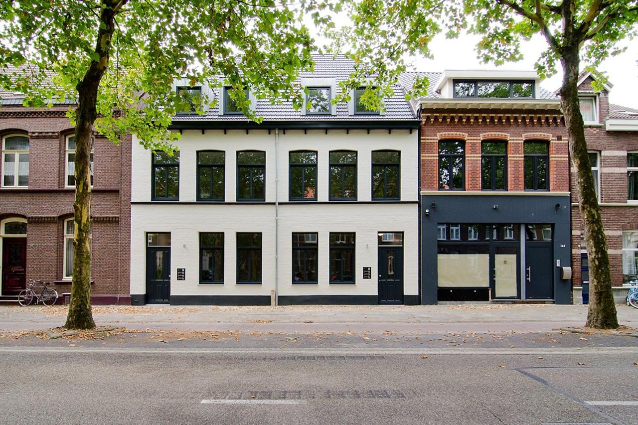 Apartment with garage in Roermond - Image 1