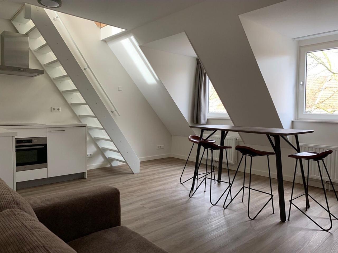 Apartment with garage in Roermond - Image 8