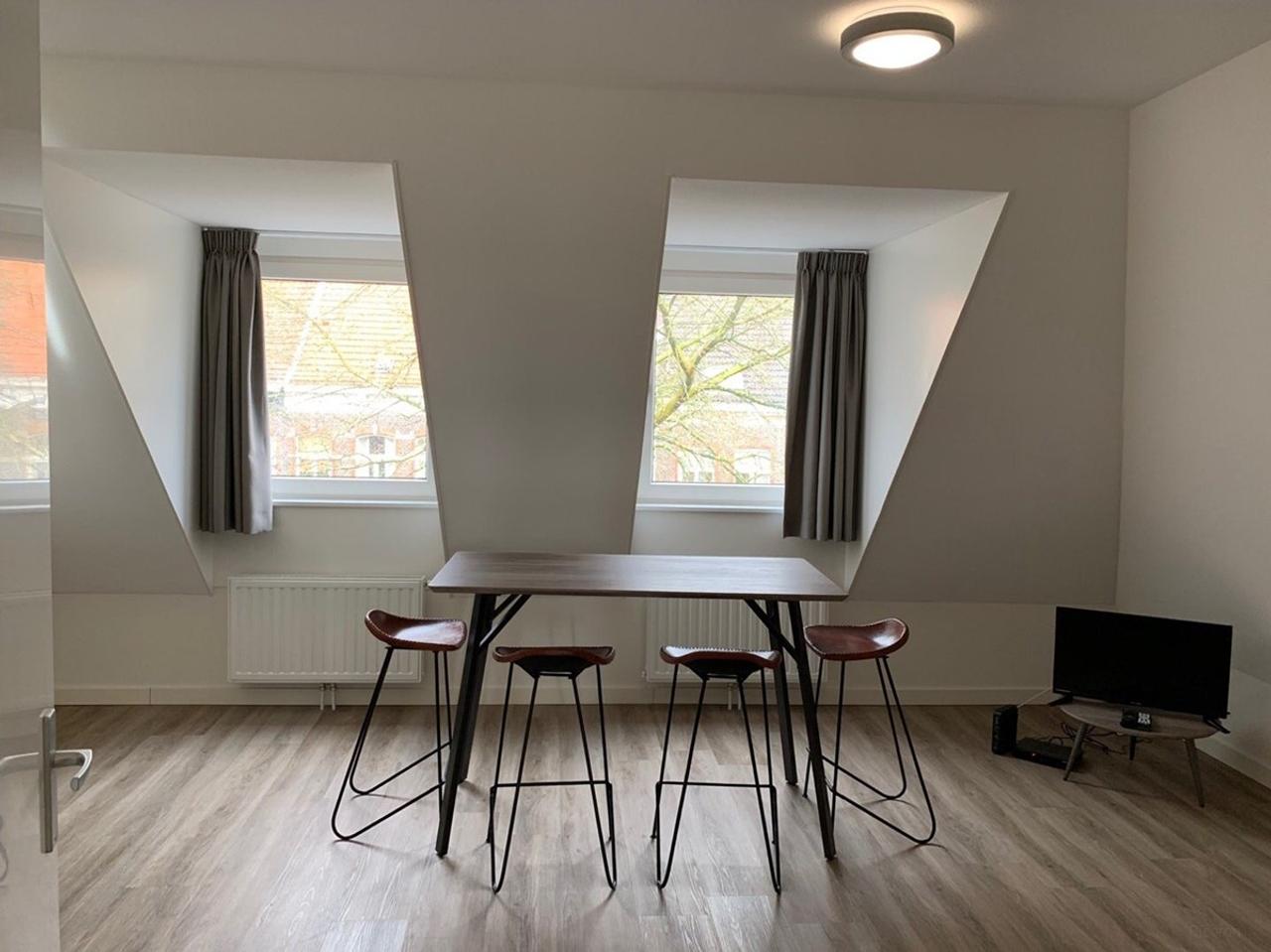 Apartment with garage in Roermond - Image 7