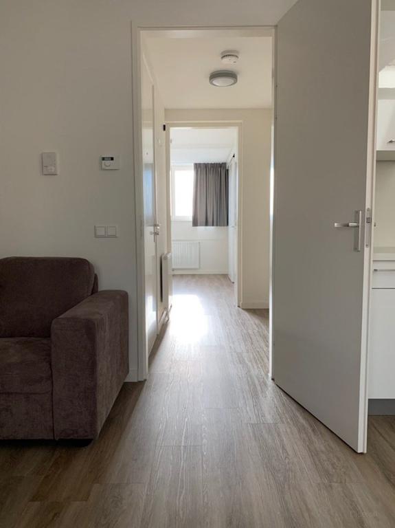 Apartment with garage in Roermond - Image 11
