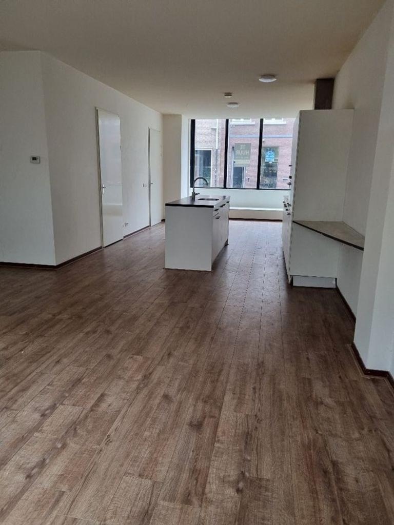Ground-floor apartment of 115 m² in the heart of Roermond - Image 3