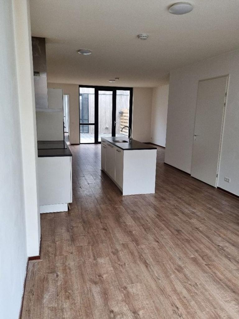 Ground-floor apartment of 115 m² in the heart of Roermond - Image 2