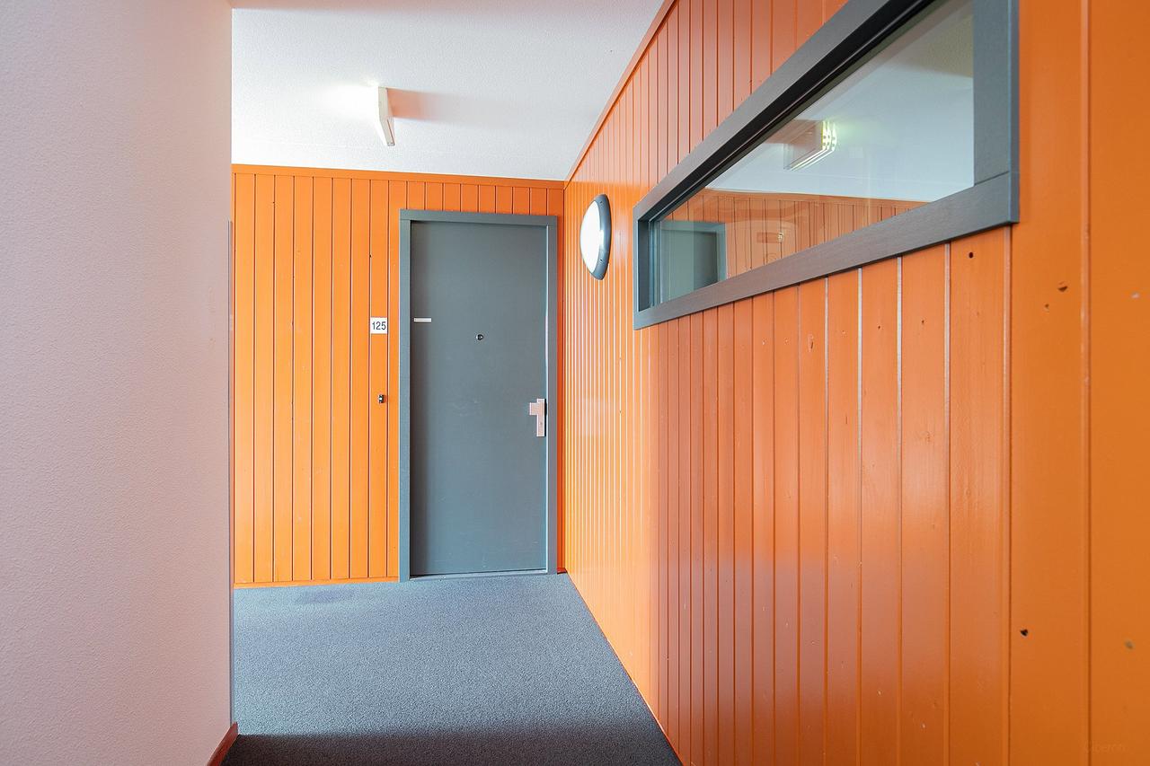 2-bedroom apartment with elevator - Image 7