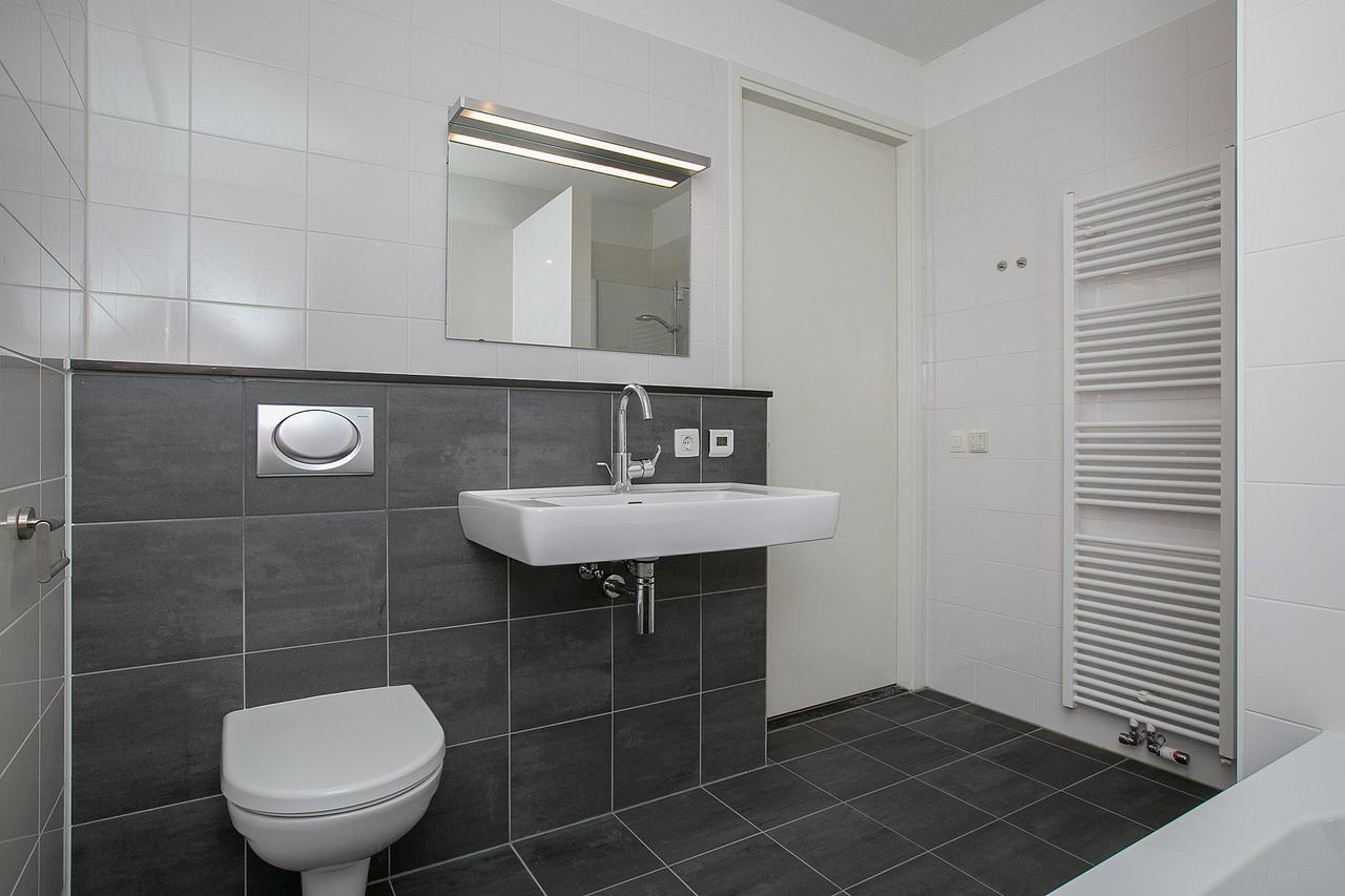 107m² apartment with loggia in the Paleiskwartier - Image 16