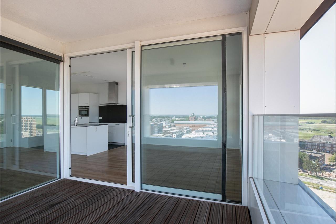 107m² apartment with loggia in the Paleiskwartier - Image 11