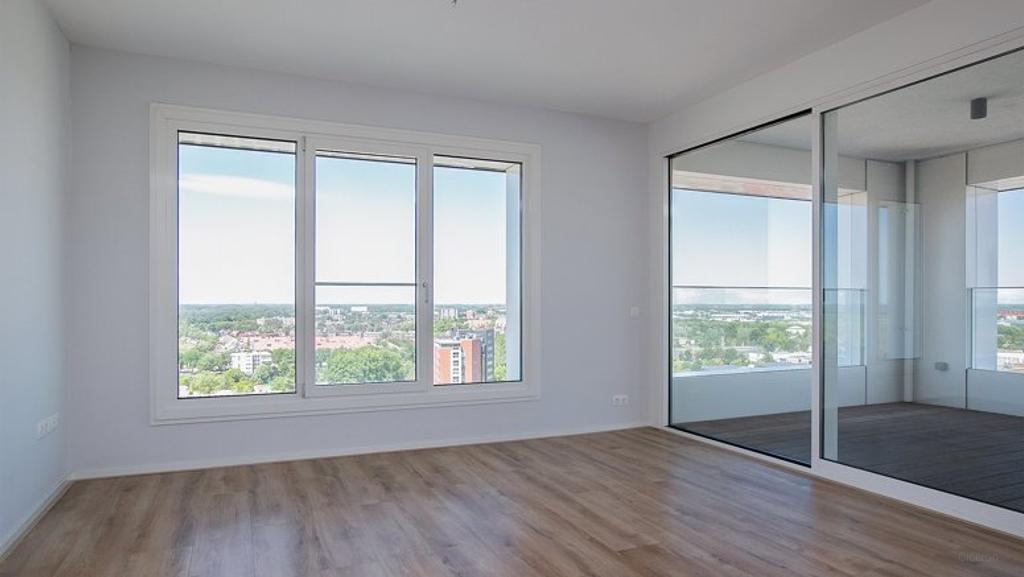 107m² apartment with loggia in the Paleiskwartier - Image 1
