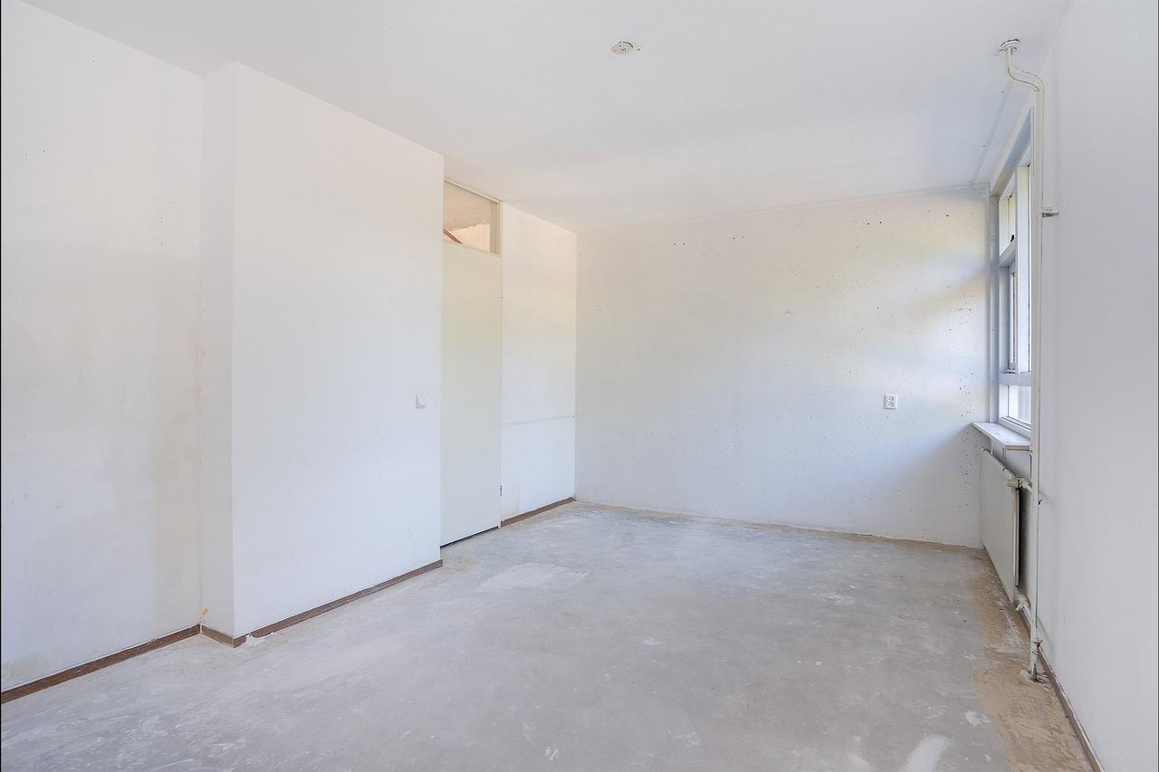 Bright family home with 3 bedrooms and garden in Diemen - Image 12