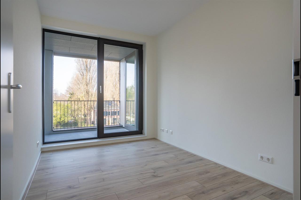 4-room apartment with loggia in Diemen - Image 7