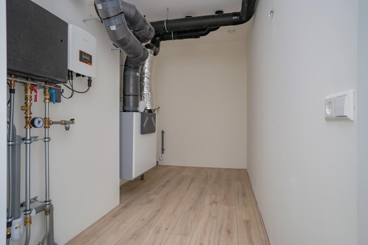 4-room apartment with loggia in Diemen - Image 12