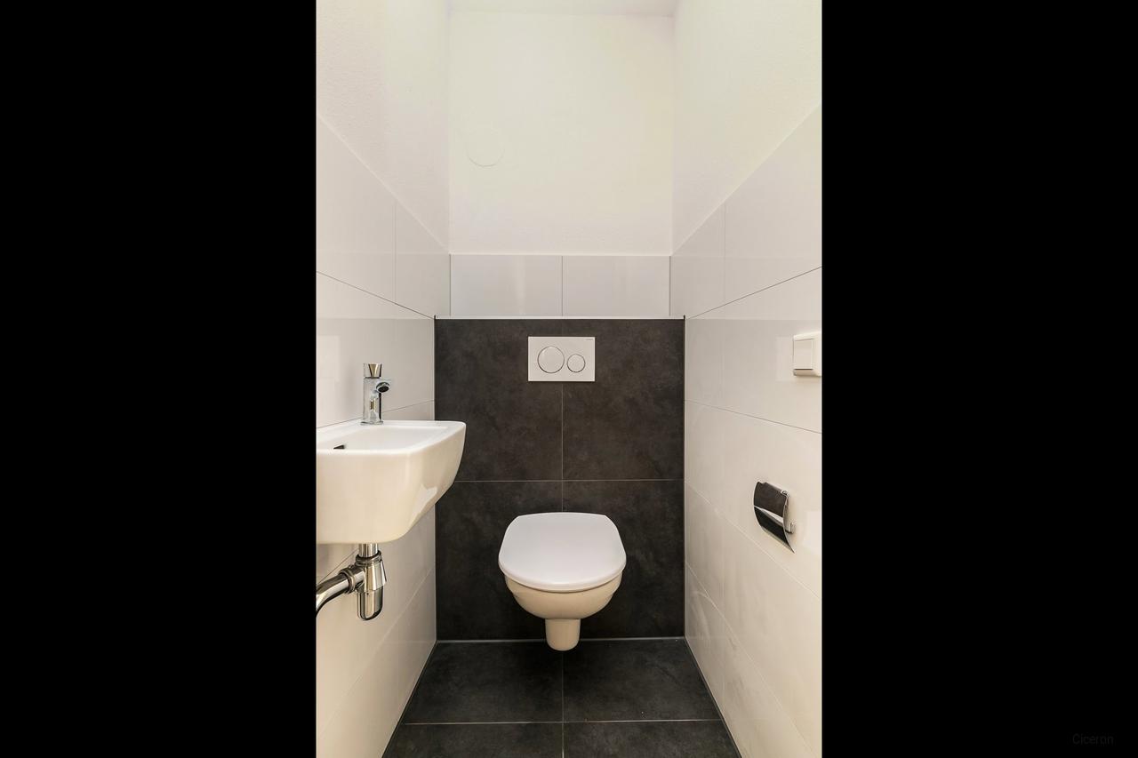 84 m² apartment with loggia - Image 7