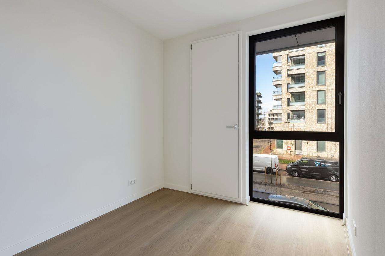 3-bedroom maisonette with balcony - Image 12