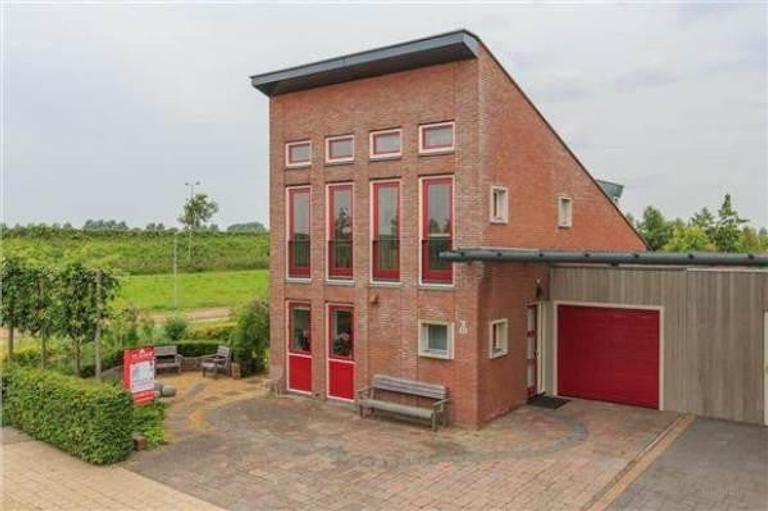 Vrijstaande villa met 4 slaapkamers - Afbeelding 3
