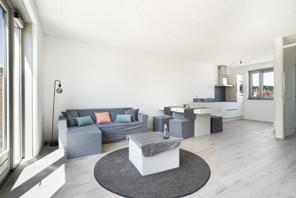 4-slaapkamer woning met tuin in Maasniel - Afbeelding 2