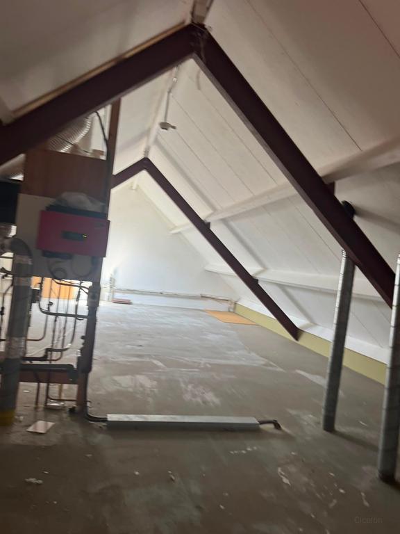 3-kamer appartement met balkon - Afbeelding 4