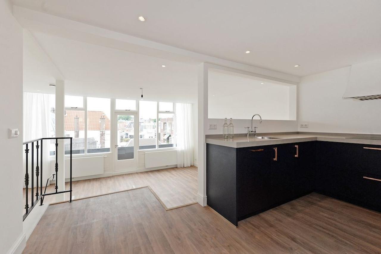 Zonnig balkon aan de Denneweg - Afbeelding 8