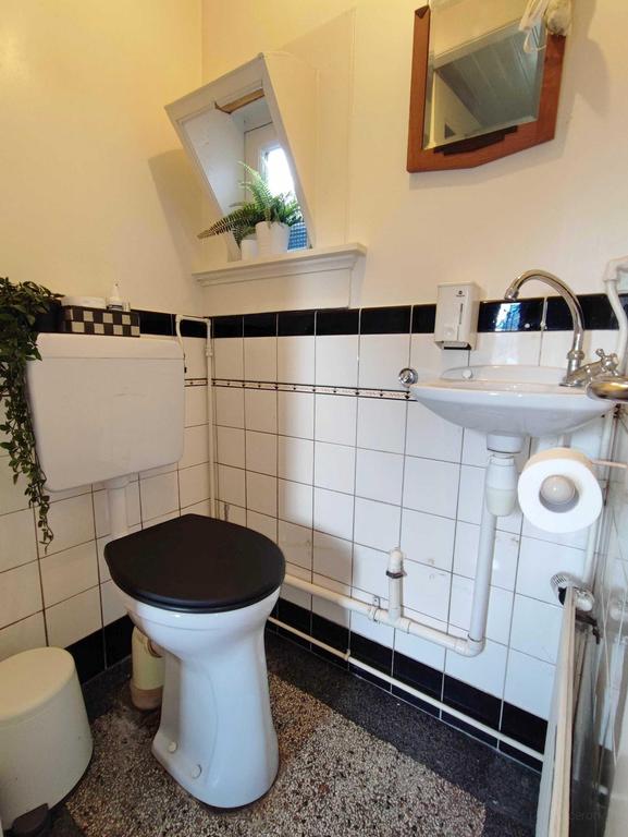 House for Rent on Spoorstraat - Image 11