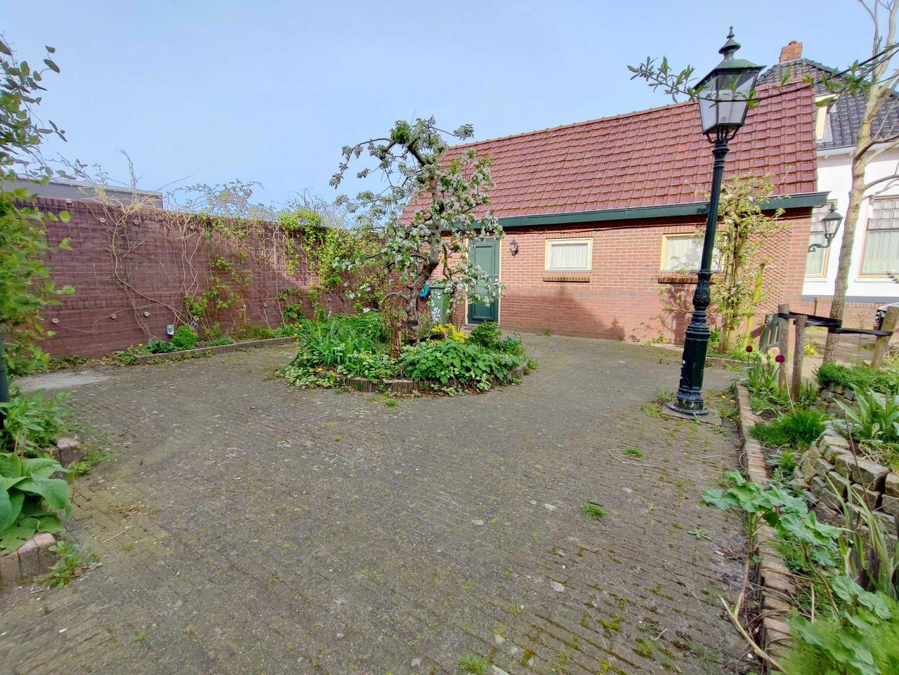 House for Rent on Spoorstraat - Image 40