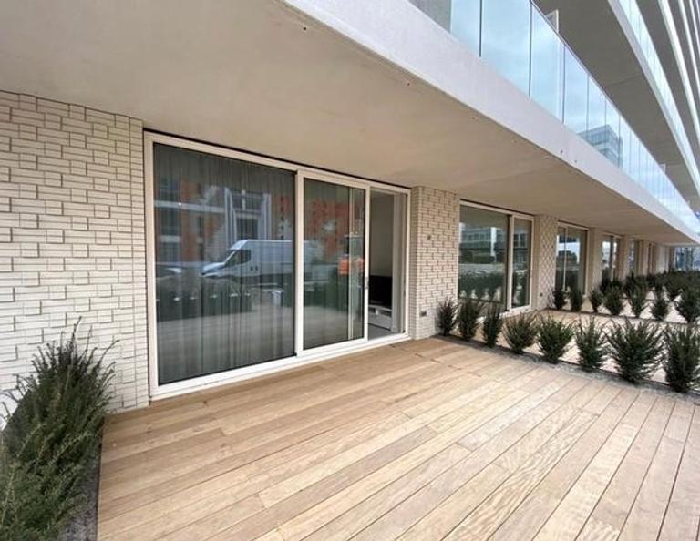Studio with sunny terrace in the Zuidas - Image 11