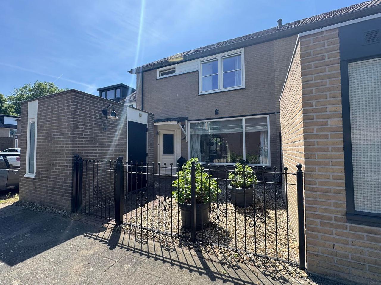 4-slaapkamerwoning met veranda - Afbeelding 3