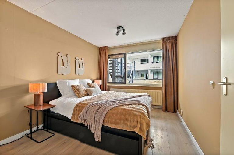 79 m2 with balcony in the heart of The Hague - Image 13