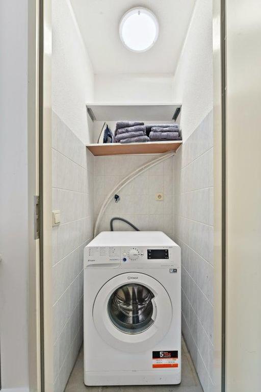 79 m2 with balcony in the heart of The Hague - Image 22