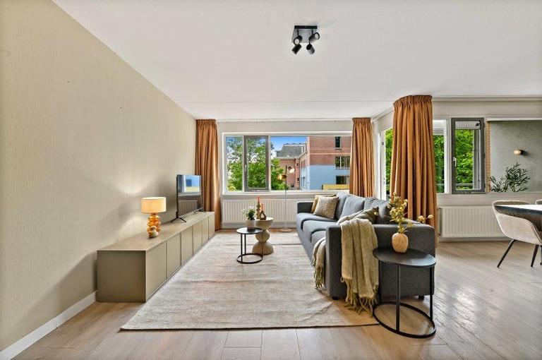 79 m2 with balcony in the heart of The Hague - Image 4