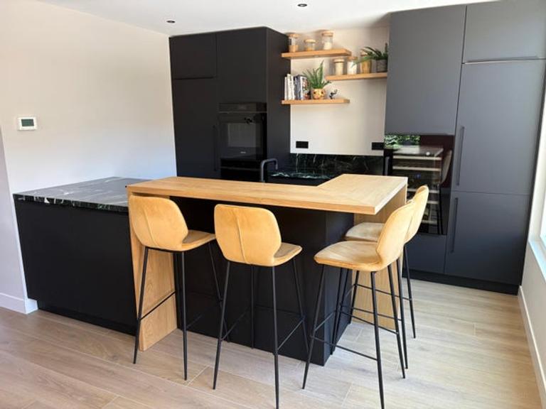 4-slaapkamer huis met tuin en haard - Afbeelding 15