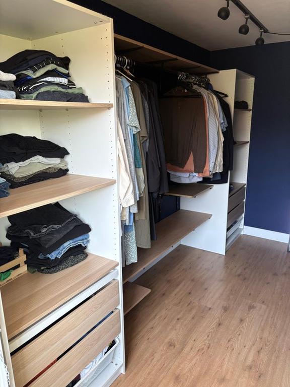4-slaapkamer huis met tuin en haard - Afbeelding 23