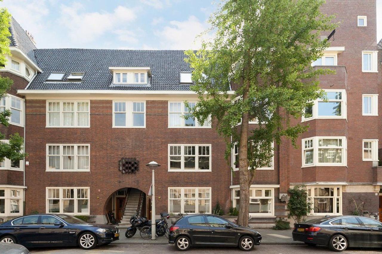 3-bedroom apartment with garden in Zuid - Image 1