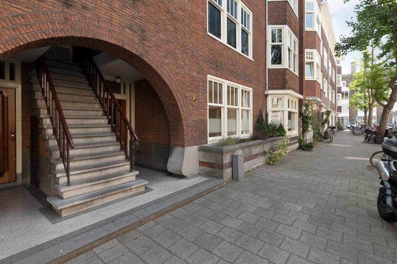3-bedroom apartment with garden in Zuid - Image 24