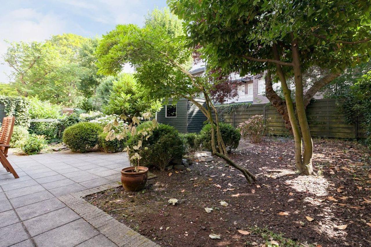 3-bedroom apartment with garden in Zuid - Image 21
