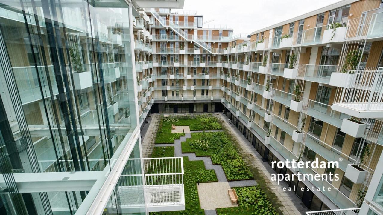 Furnished studio with balcony - Image 19