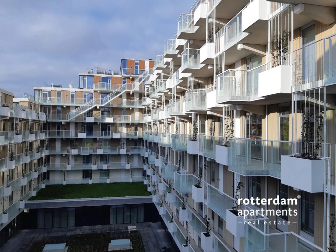 Furnished studio with balcony - Image 23