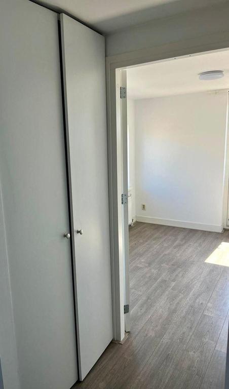 Corner apartment with terrace in Arnhem - Image 11