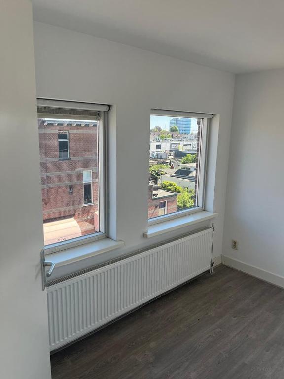 Corner apartment with terrace in Arnhem - Image 9
