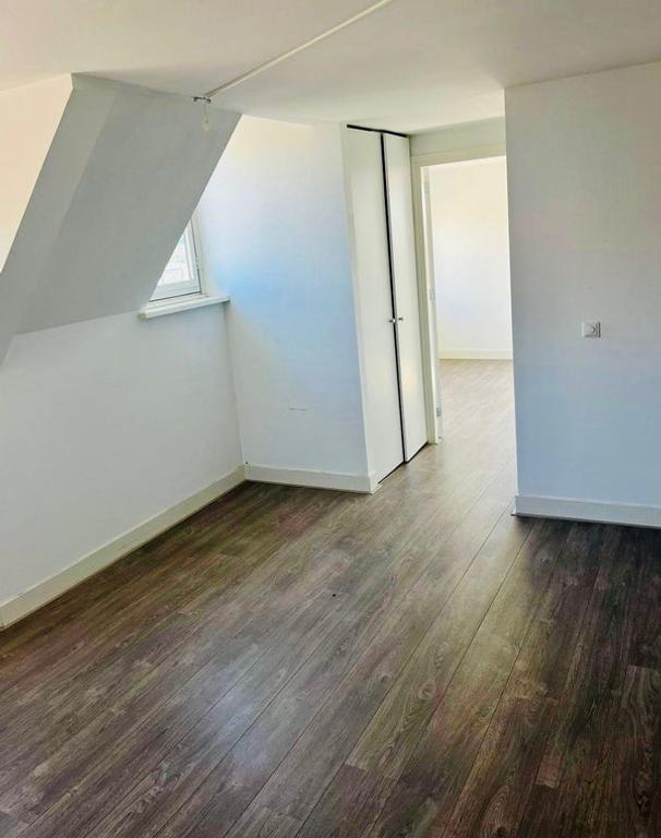 Corner apartment with terrace in Arnhem - Image 10