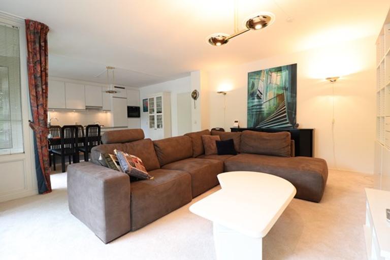 Gemeubileerd 3-kamerappartement met balkon - Afbeelding 5