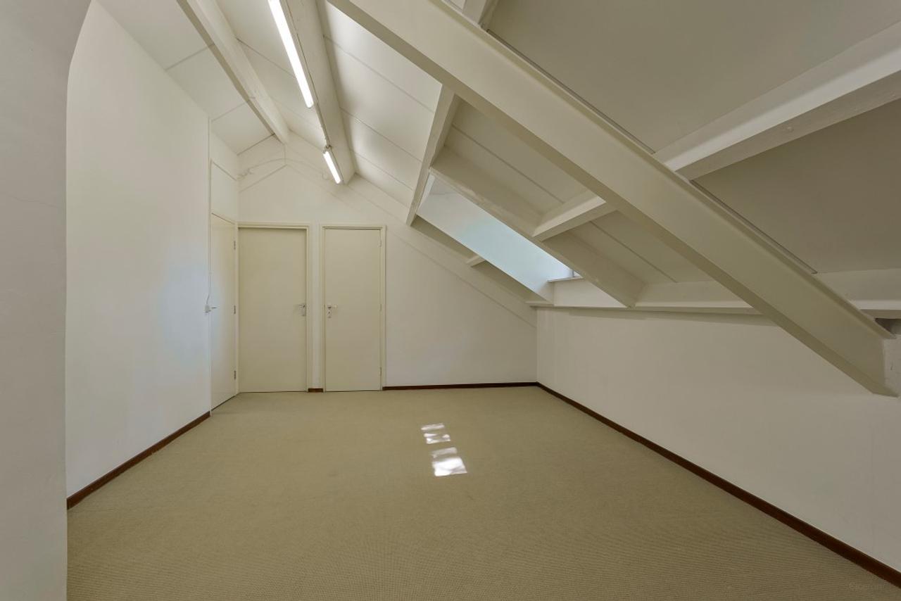 Detached villa with 6 bedrooms - Image 20